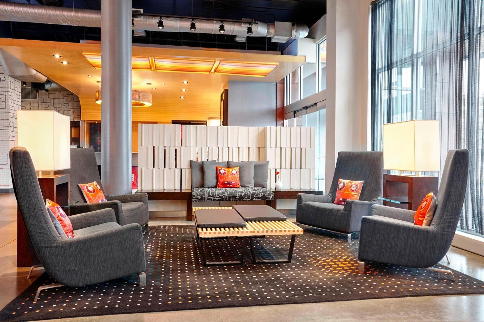 Aloft Montreal Airport Hotell Dorval Eksteriør bilde